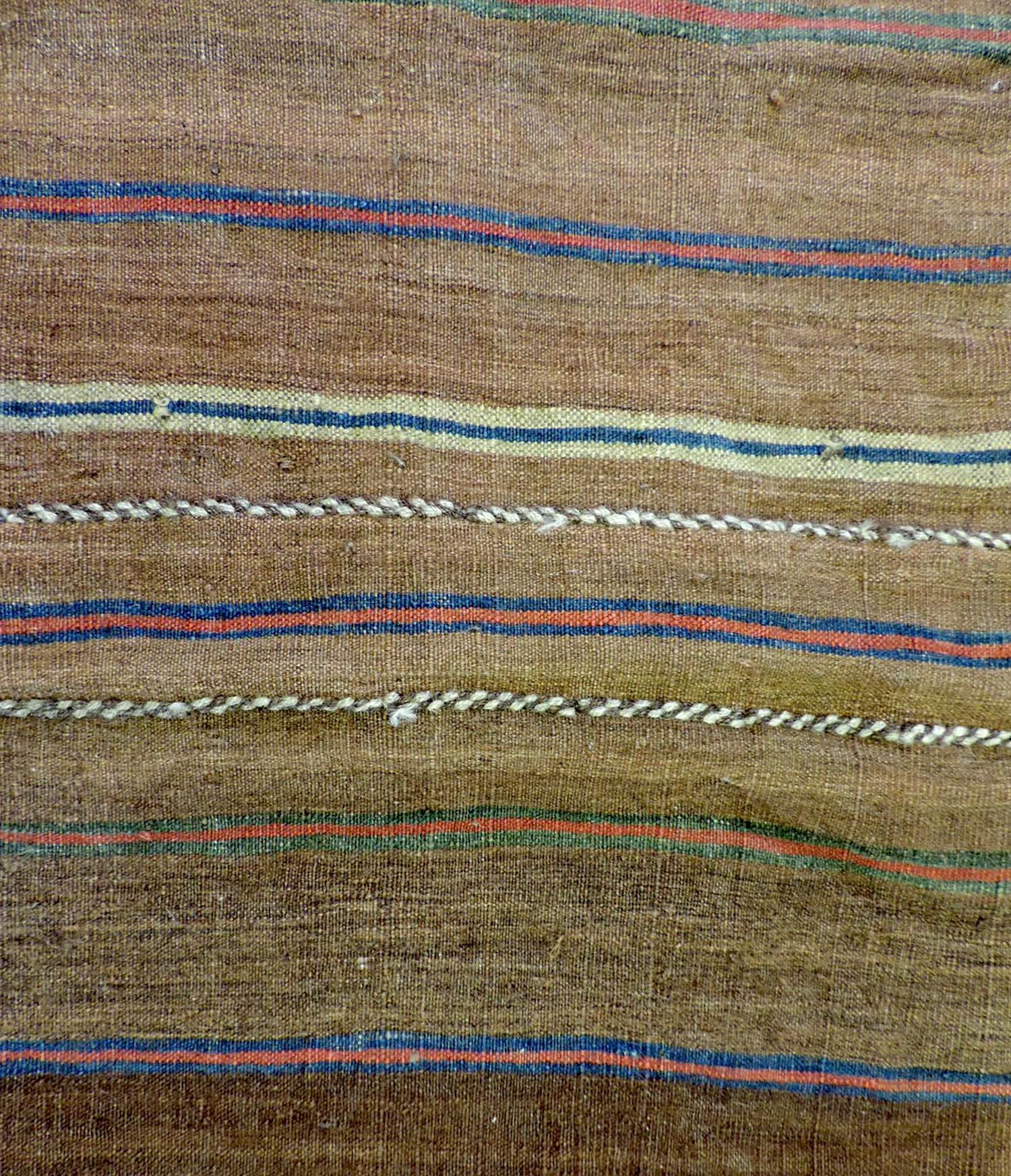 w1402f.jpg