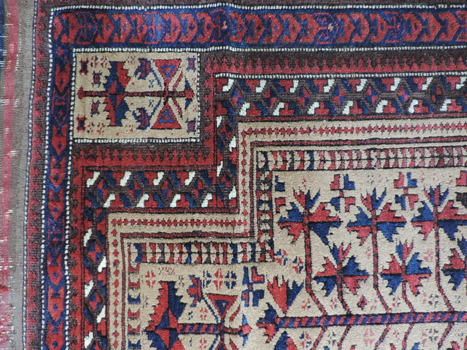 1357f.JPG
