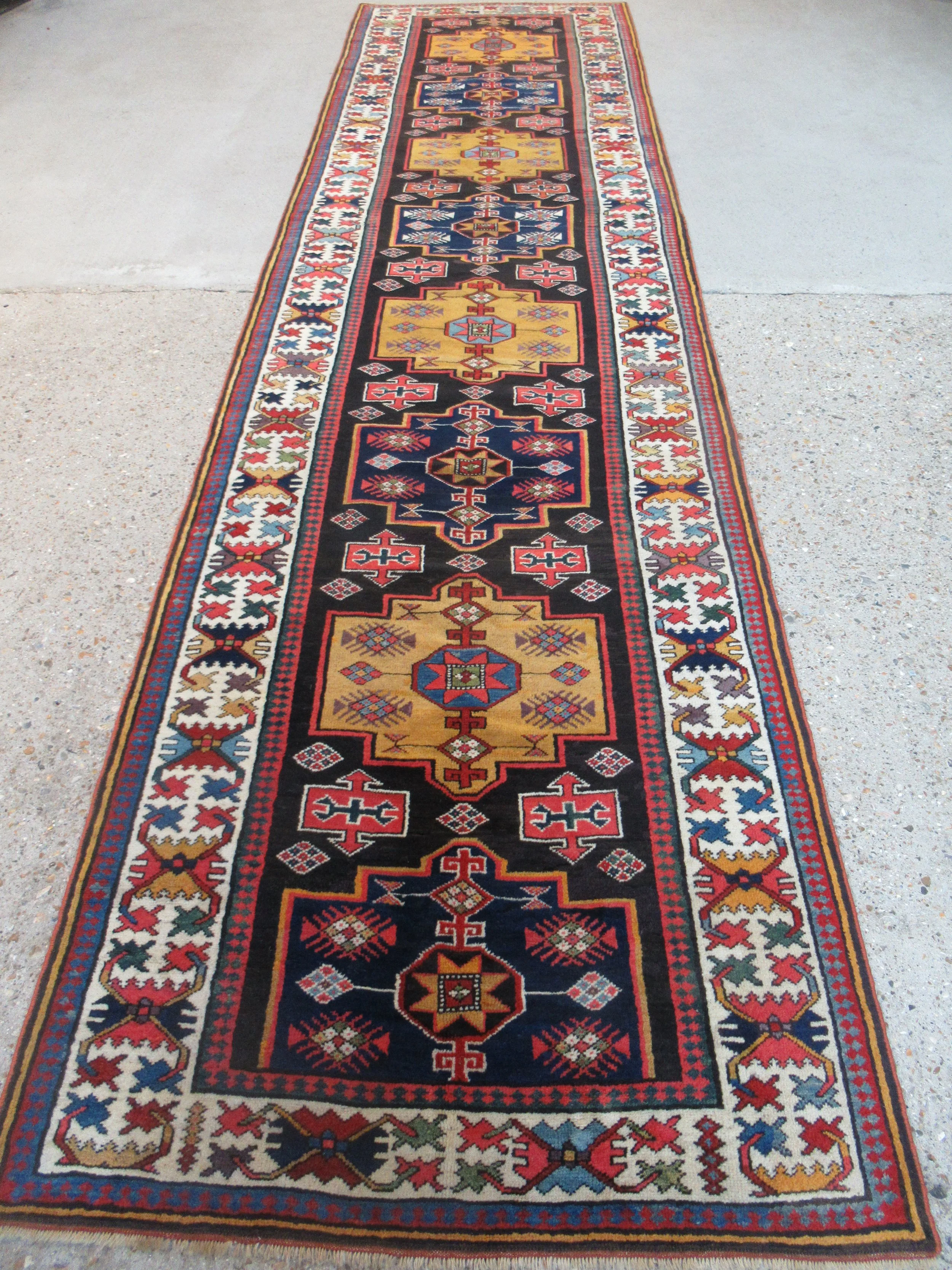 2903 Kazak01    385X99.JPG