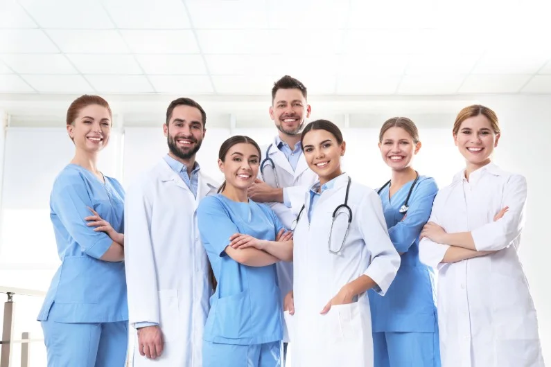 Health Professionals and Technology: Can they break with Tradition?