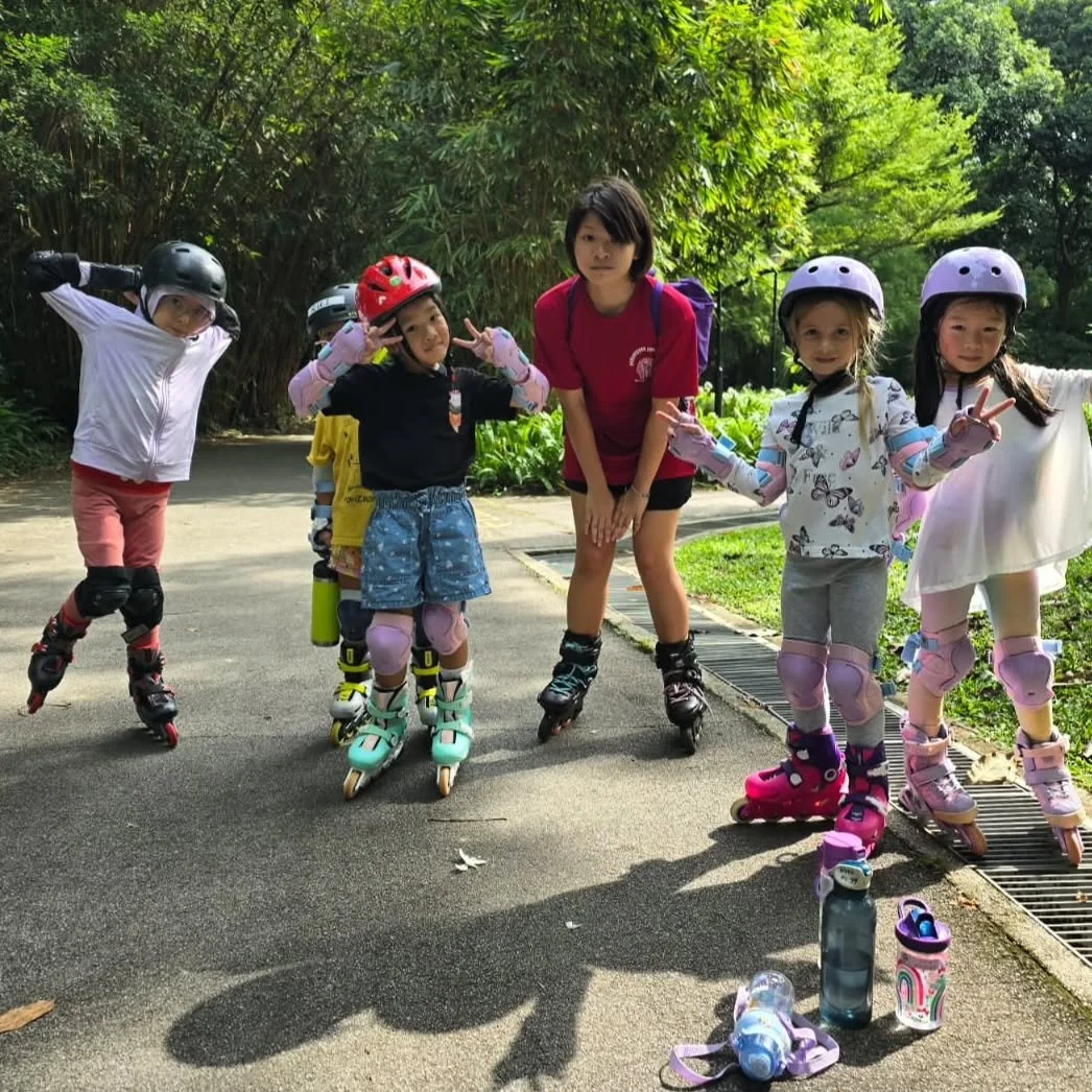 "Happiness is a warm gun, a pretty face, and a good laugh." 

#WestCoastPark
#WeekendClasses 
#PostExamActivity
#CCAs
#SpecialNeedsProgramme_SEP
#ROLLERCOOKIECLUB_RCC
#SCHOOLHolidaySkateCamp 
#TRAININGNEVERLIE
#RegisteredMOEcoach