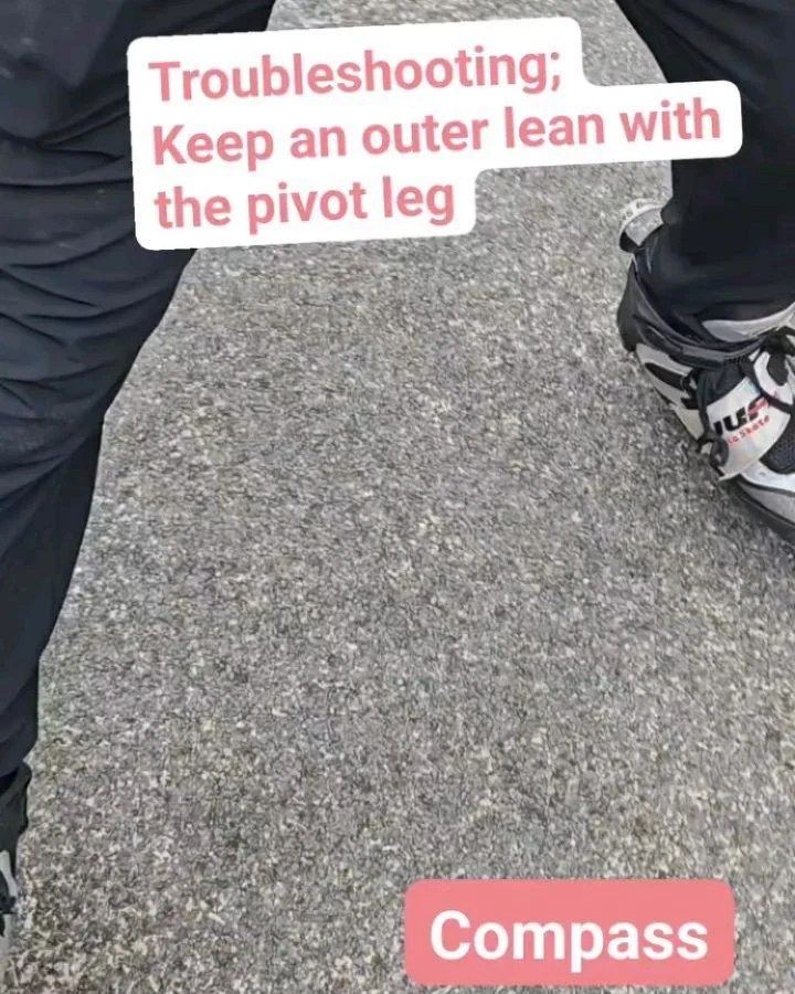 #Compass

Heel Roll(*weight on support leg)
Apply pressure on the pivot leg
Maintaining the pivot leg leans outer

Troubleshooting; 
1. Weight on your pivot leg, not on support leg?
2. Your pivot leg leans inward, not outer?

#WestCoastPark 
#Weekend
