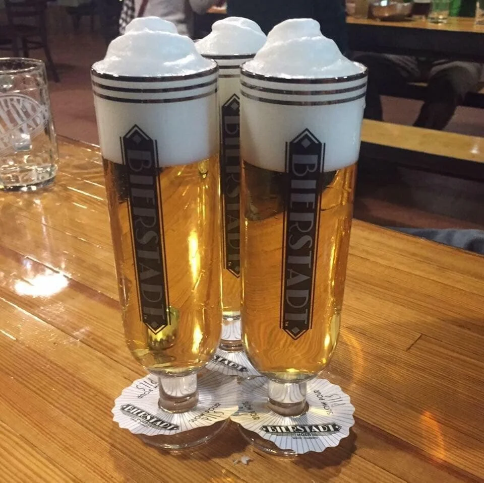 Jewels Two Point Oh / Ashleigh Carter / Bierstadt Lagerhaus / Pils / Helles / Dunkel / Slow Pour Pils / Lager / LagerHard