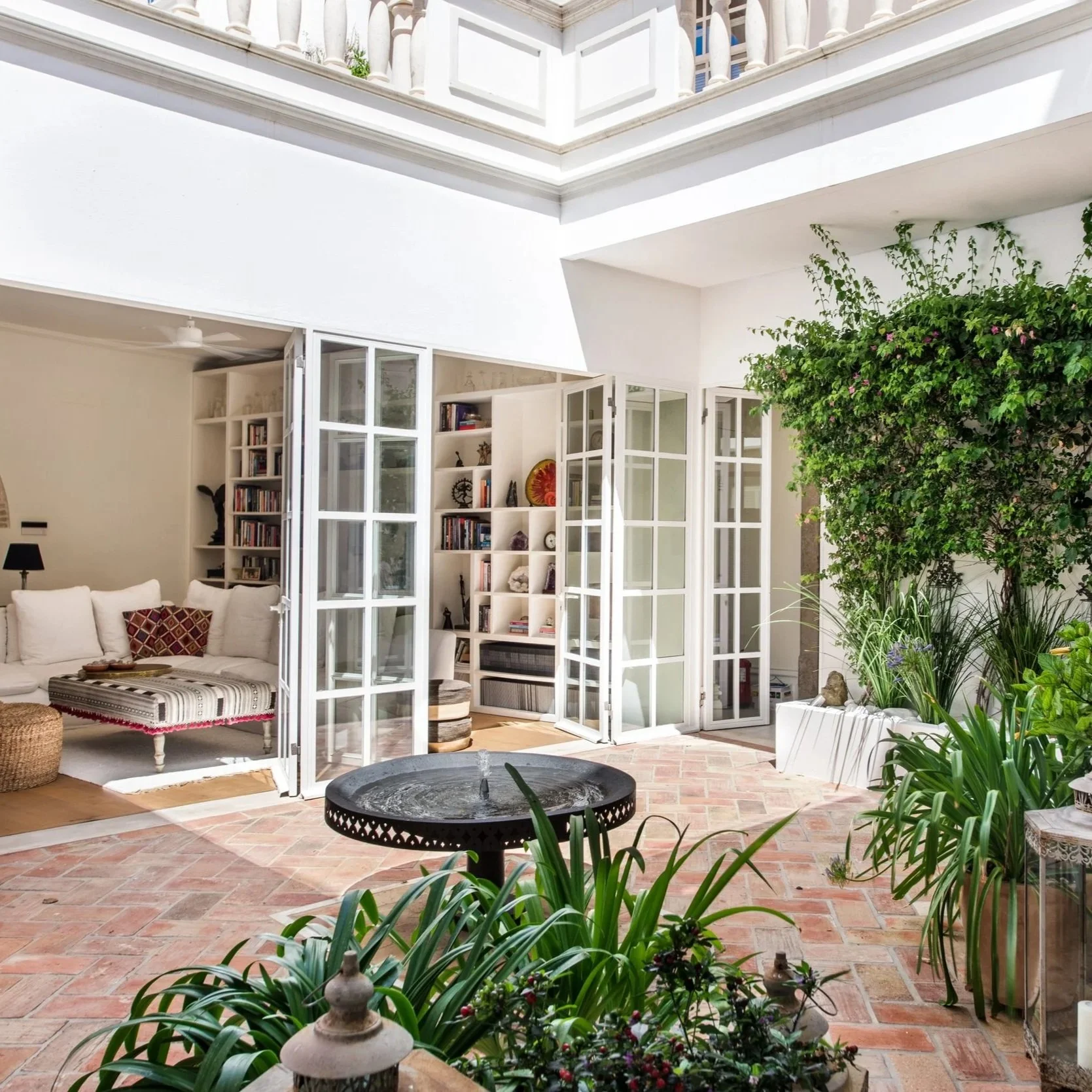 PRIVATE RETREAT