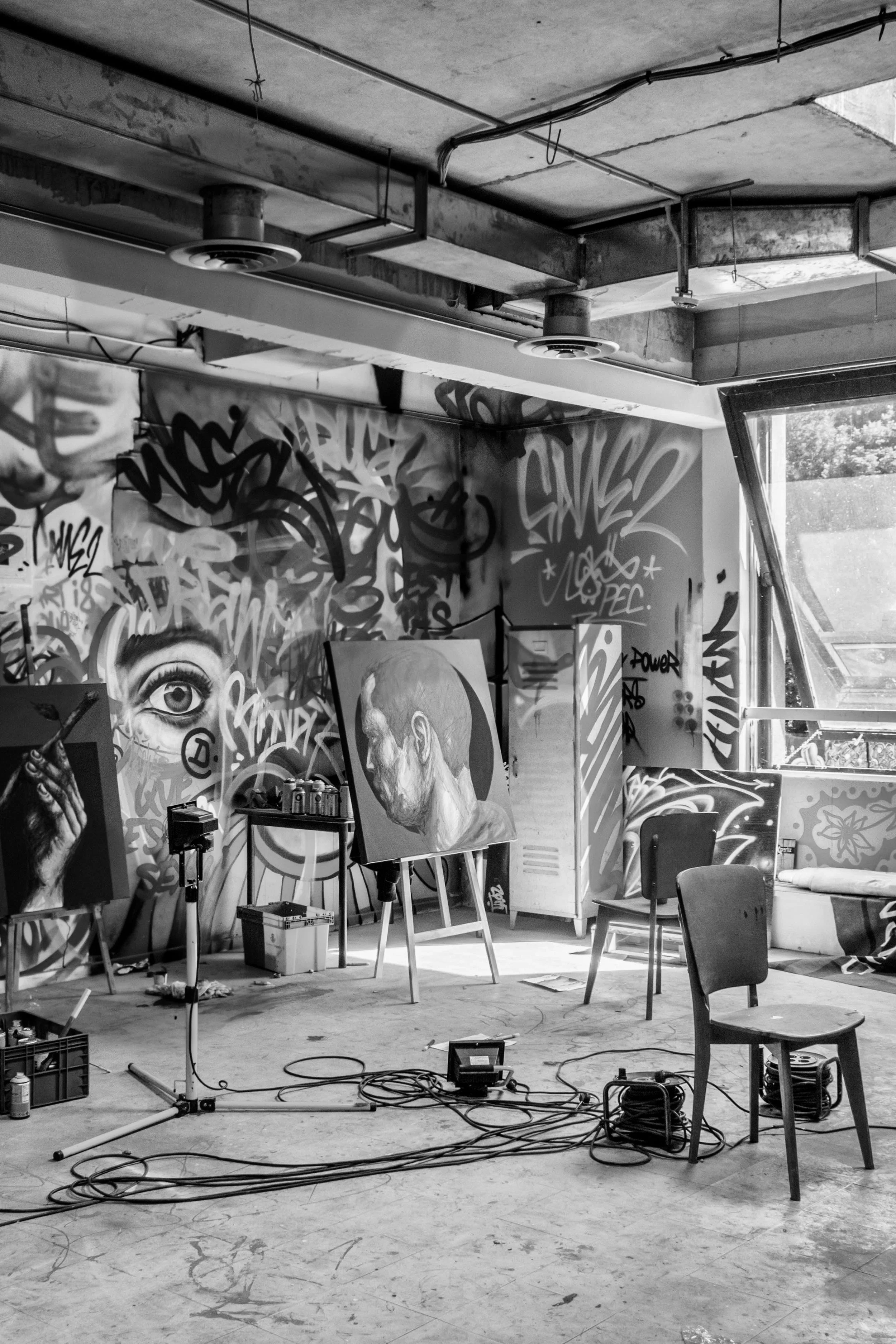 Artists_01_vertical.jpg