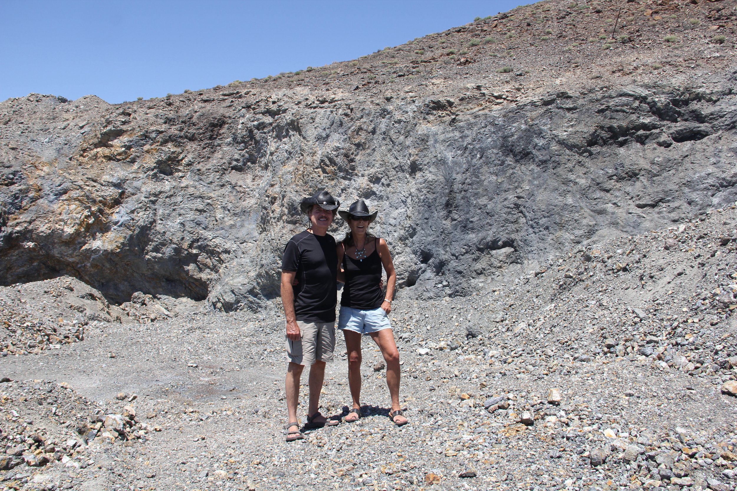 My husband's 1st trip to the Blue Moon Turquoise mine - He's hooked.