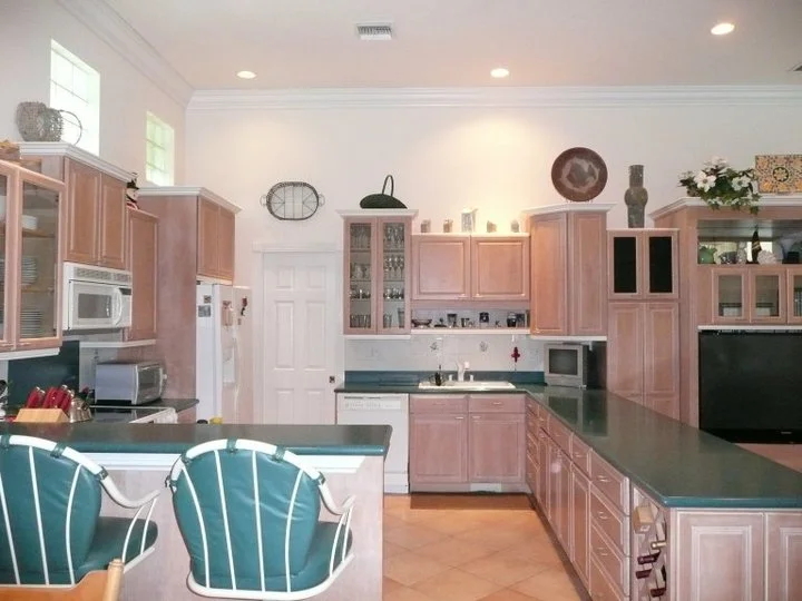 Open kitchen