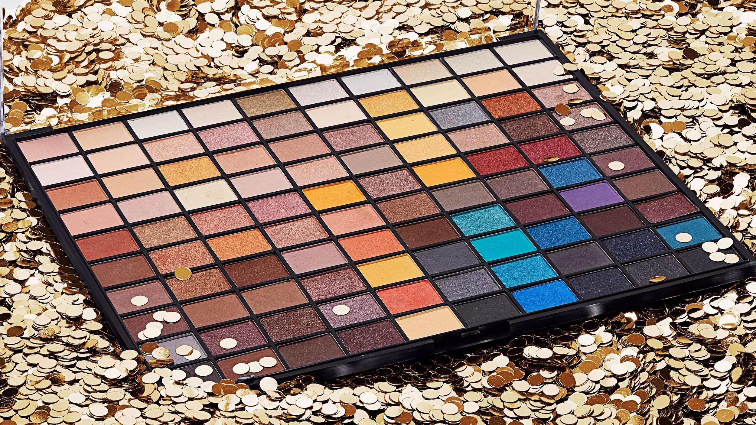 Holiday18_National_100PieceEyeshadow_product_cropped.jpg