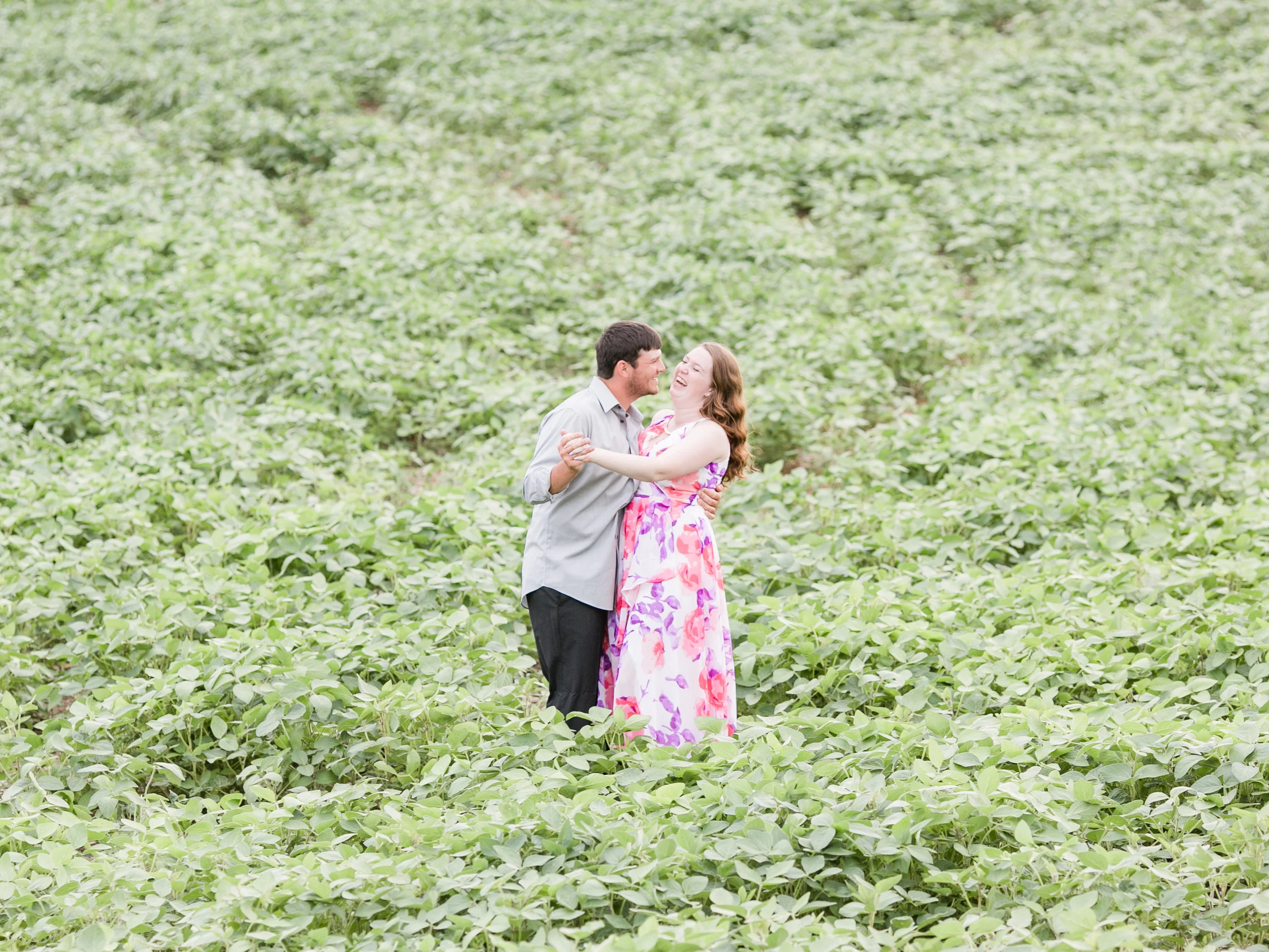 LindsayBrianEngagementSession_KingstonOntario_StephanieMasonPhotography-14.jpg