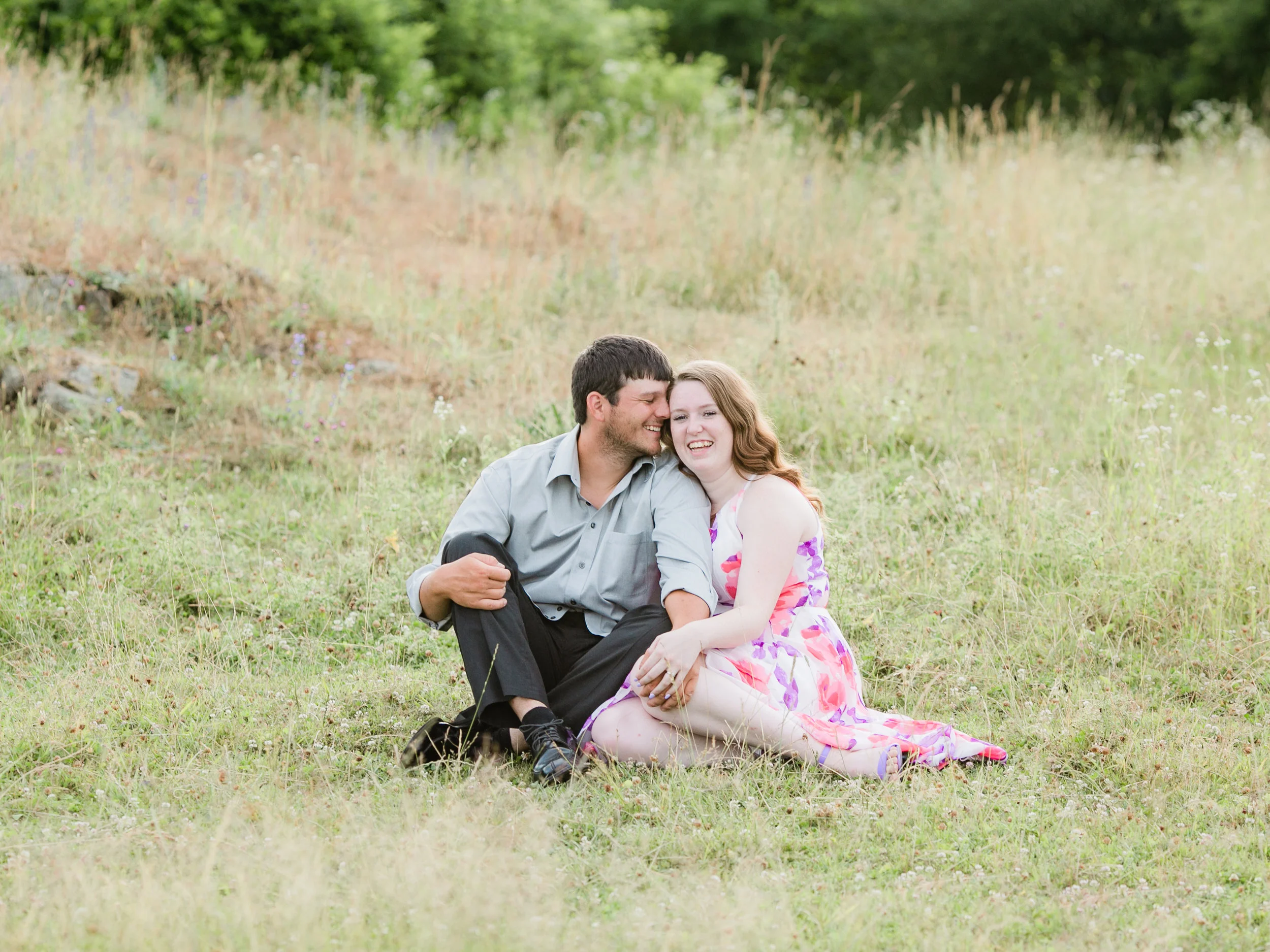 LindsayBrianEngagementSession_KingstonOntario_StephanieMasonPhotography-36.jpg