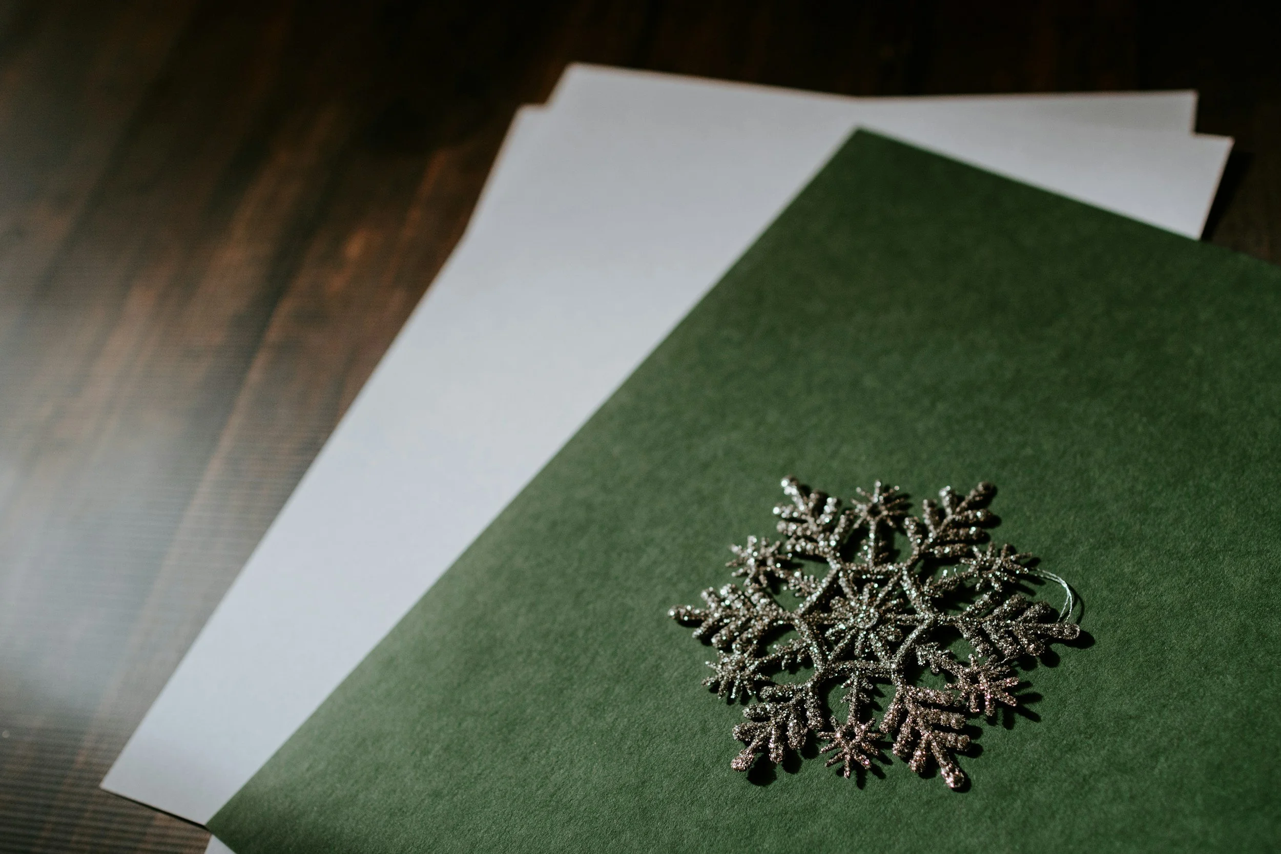 Luke Starts Christmas With… Paperwork (and That’s Why It Works)