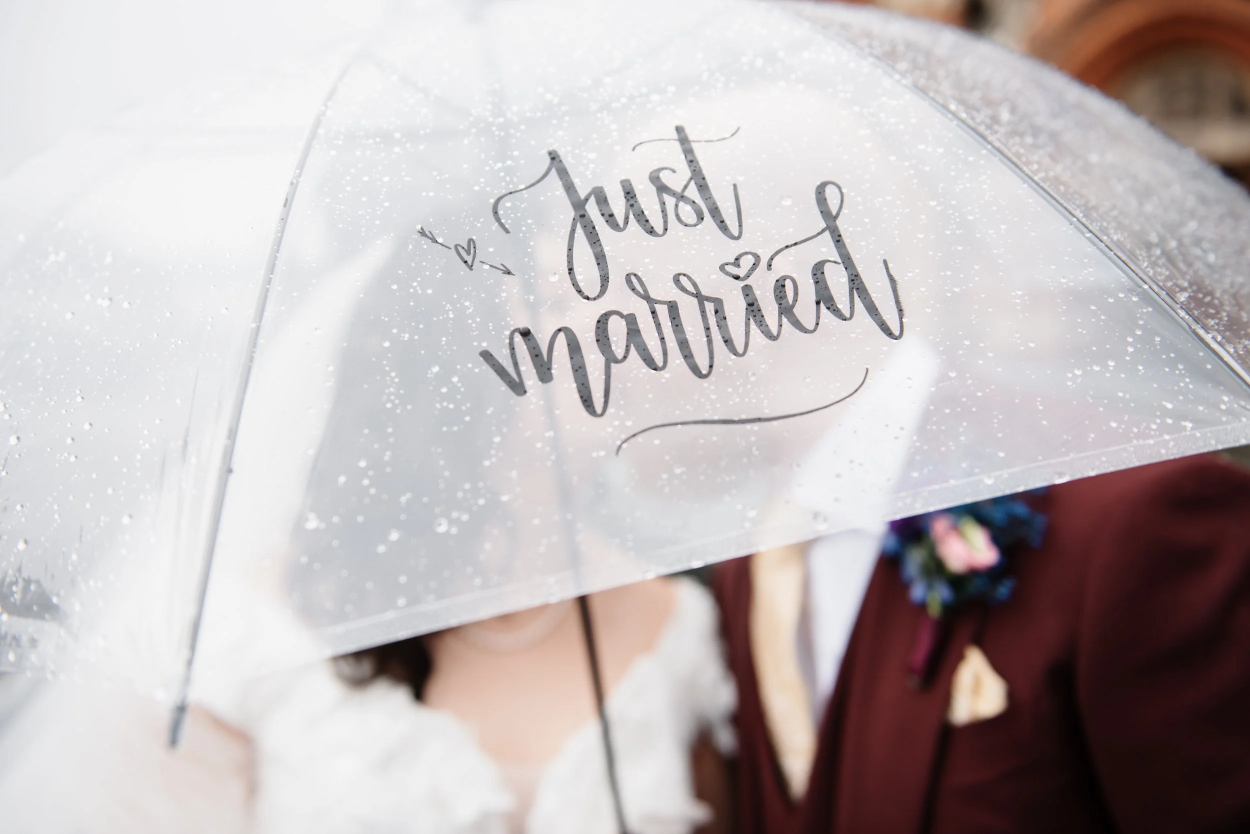 Just Married - rainy day in London