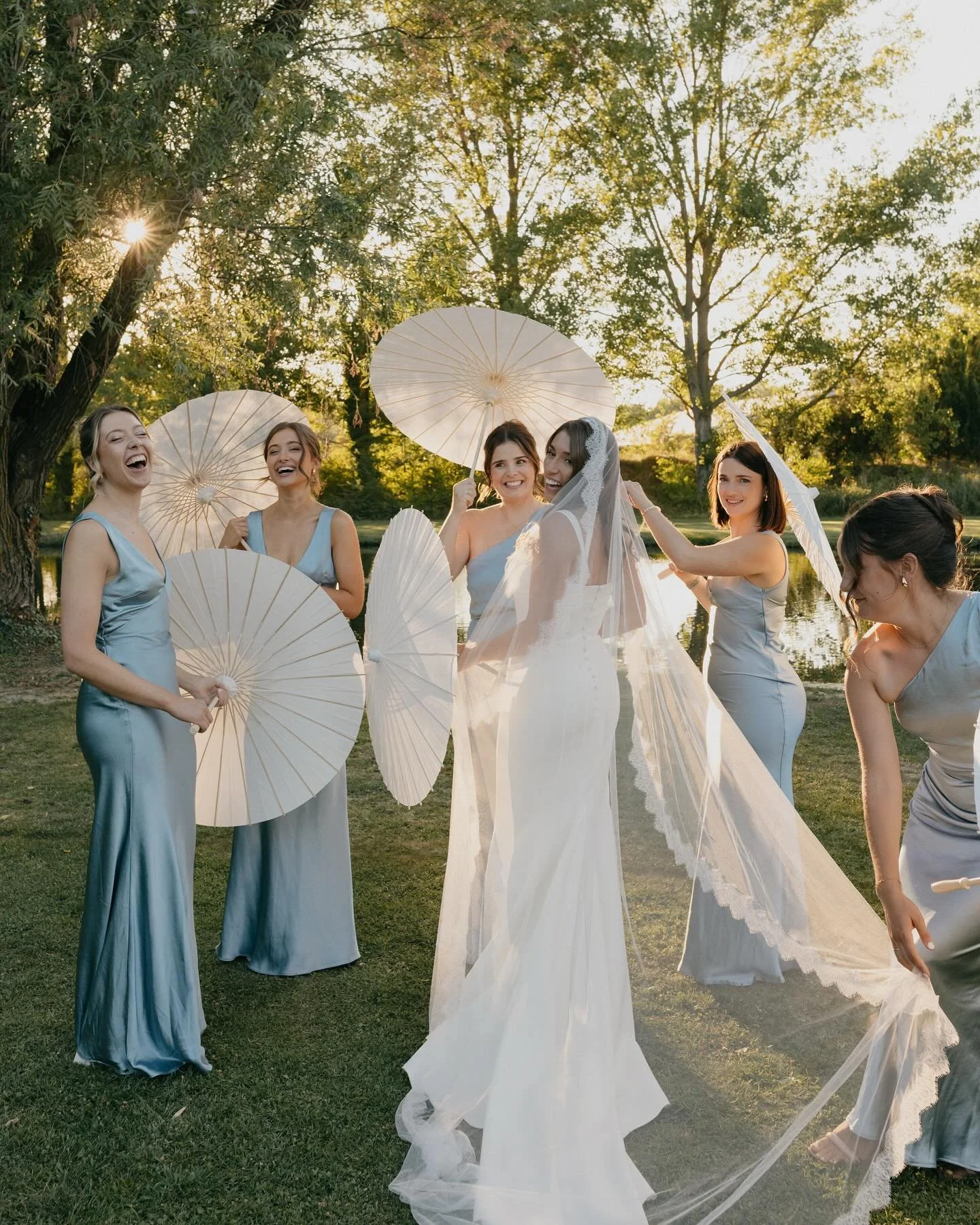 If there&rsquo;s one thing to break this unintentional Instagram hiatus it&rsquo;s the STUNNING gallery from Rebecca &amp; Brad ❤️ 

Rebecca! You looked incredible in your GIGI MANTILLA VEIL. It was an absolute pleasure making this for you 

Congratu
