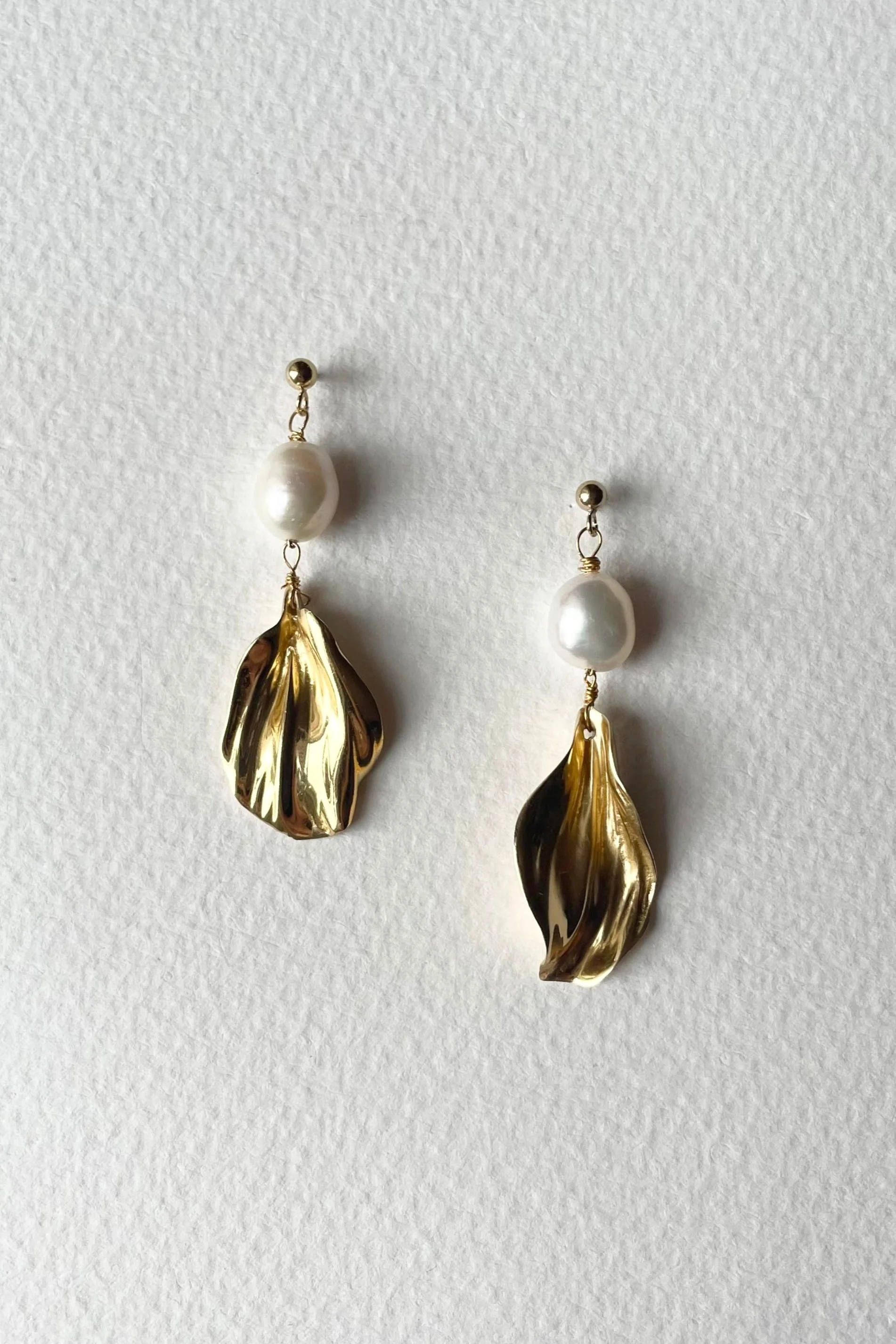 Ada Pearl Earrings 18ct Gold