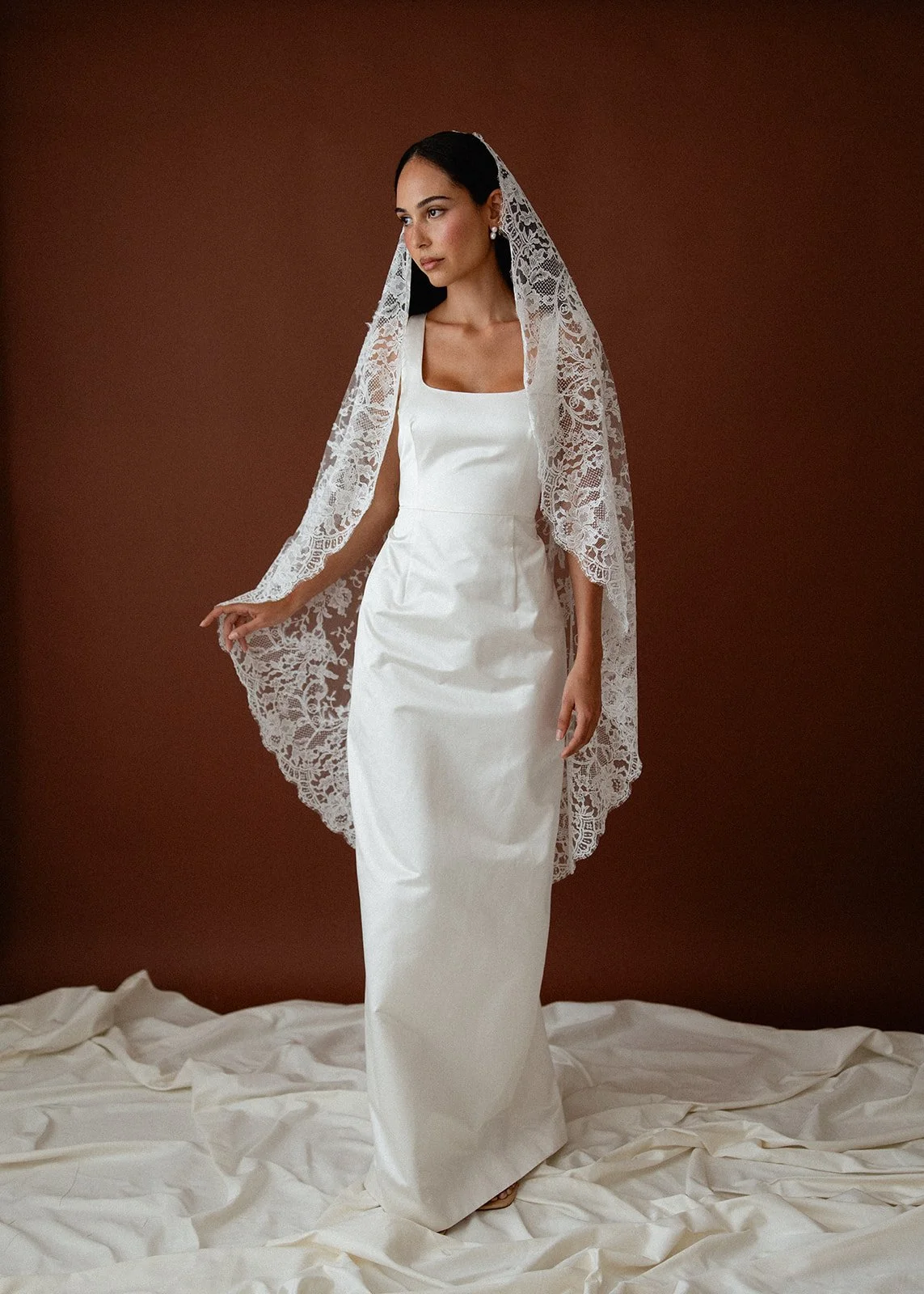 eden b studio cleo lace veil 10.jpg