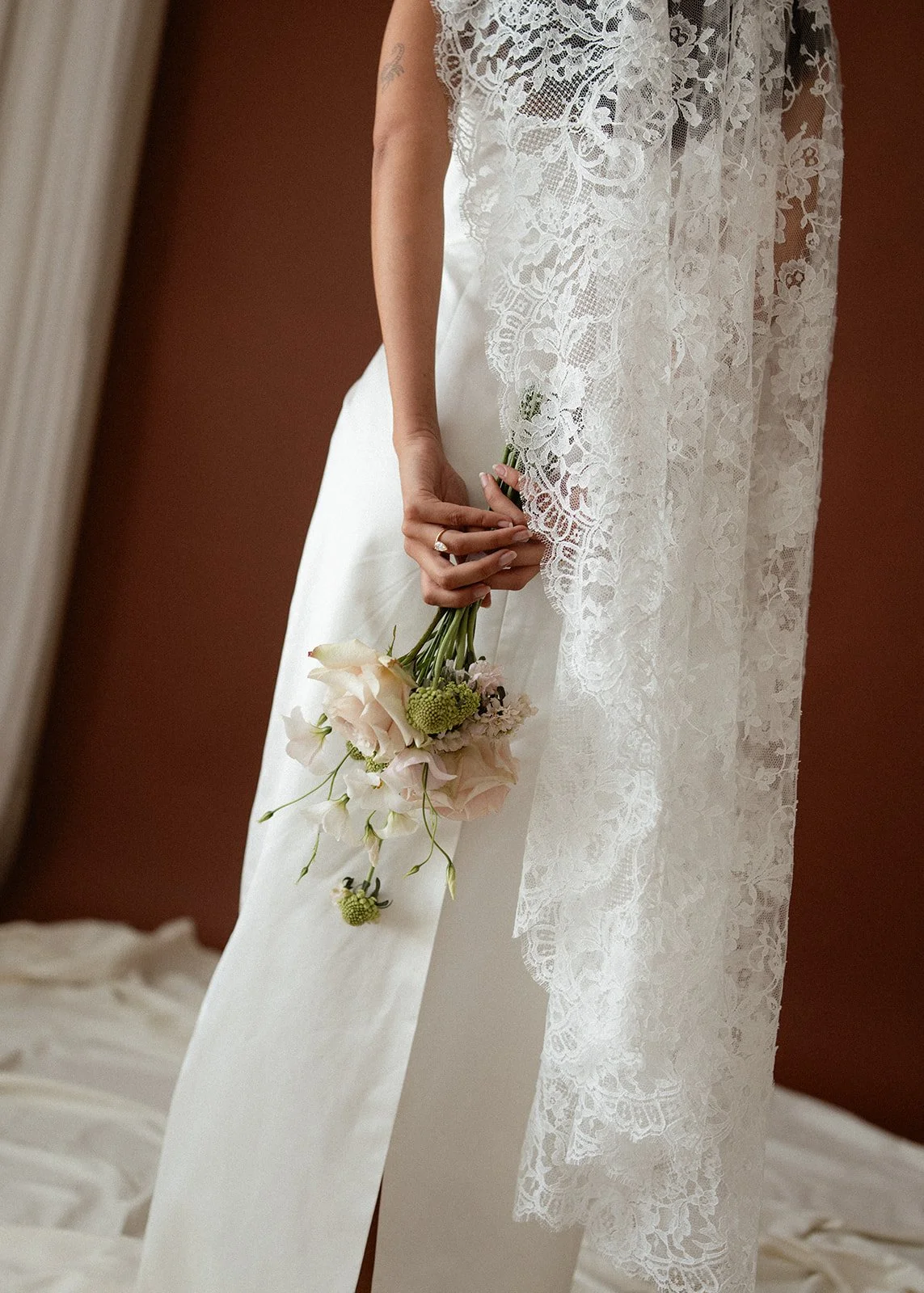 eden b studio cleo lace veil 1.jpg