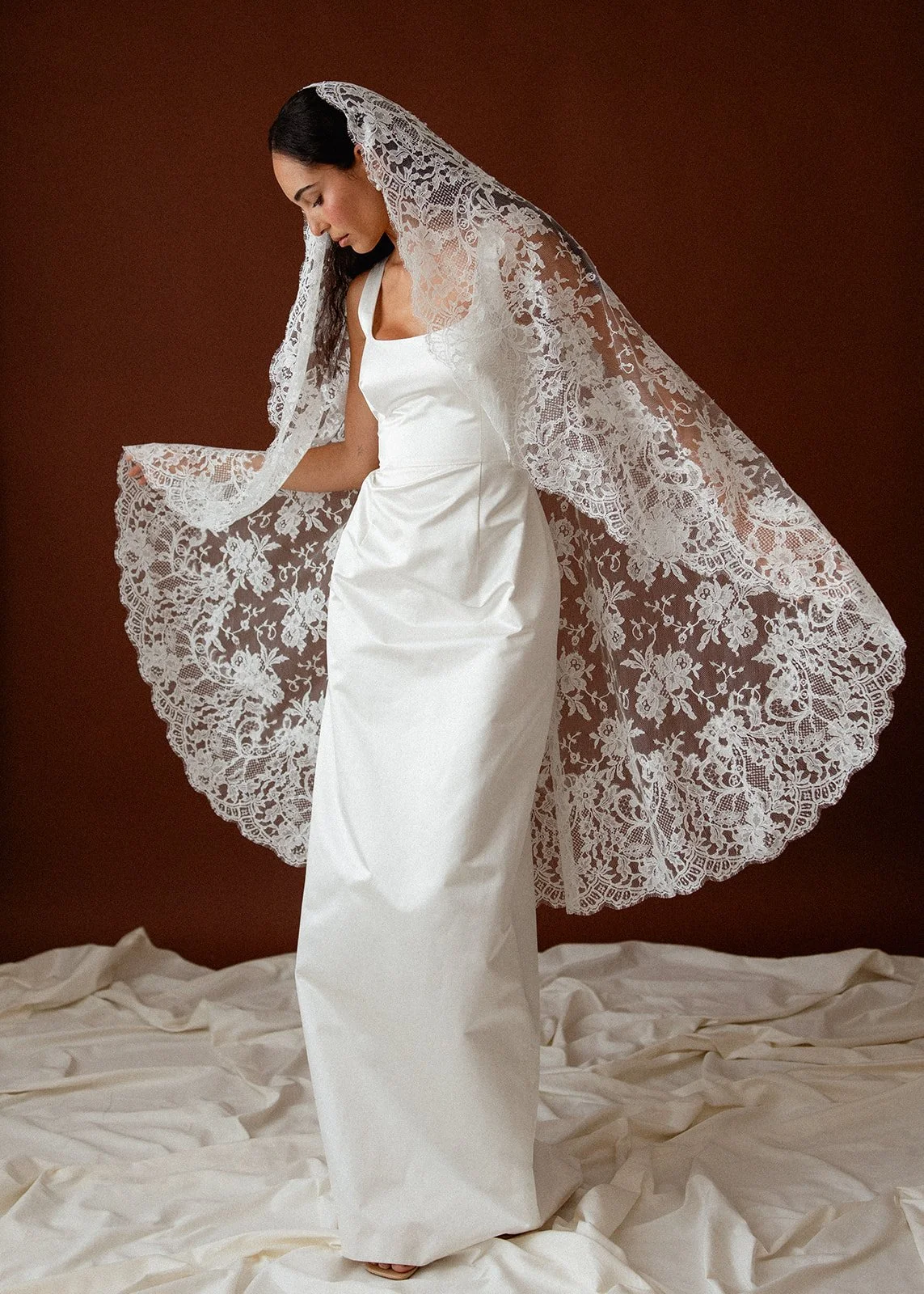 eden b studio cleo lace veil 4.jpg