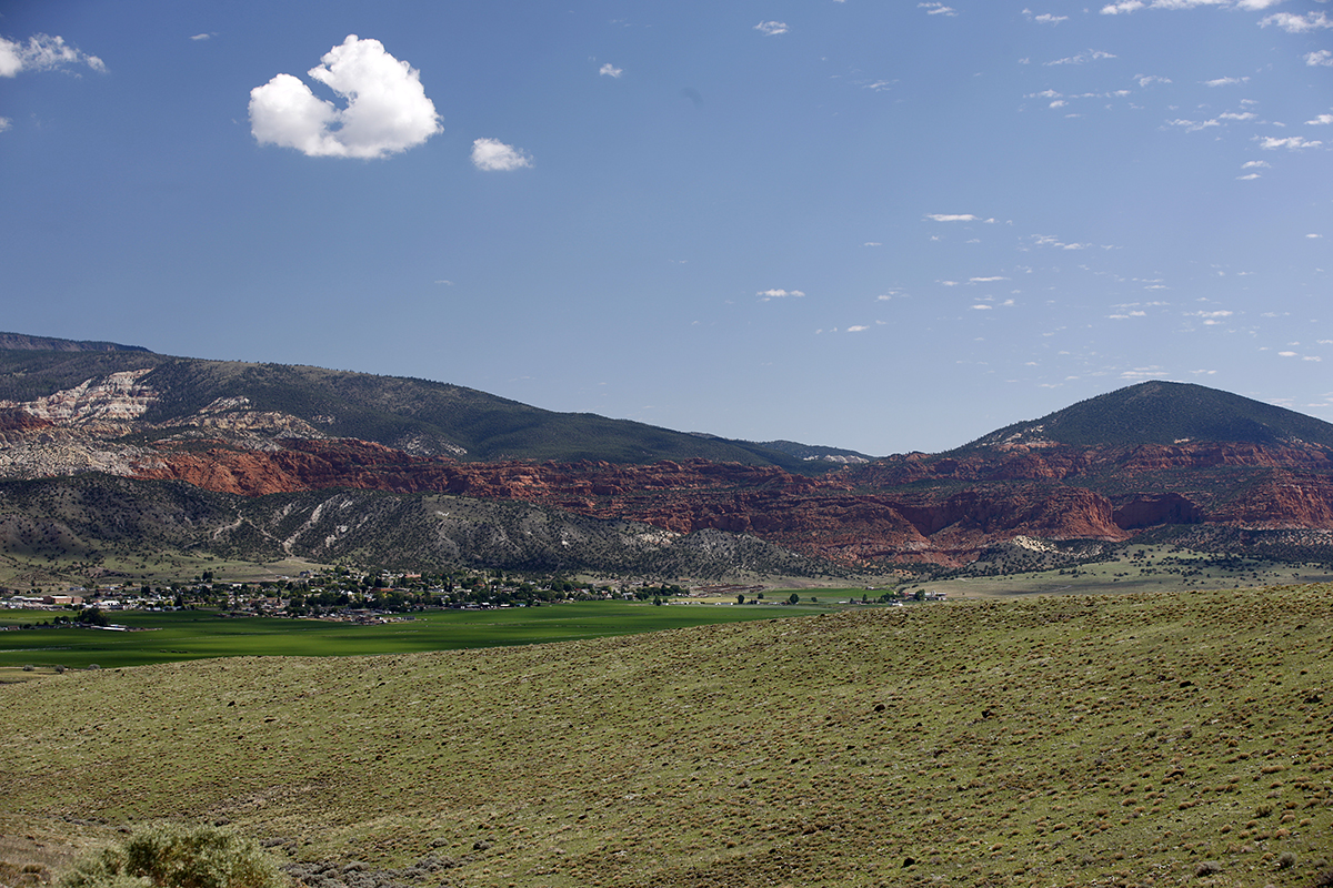 Boulder-Mountain_scene.jpg