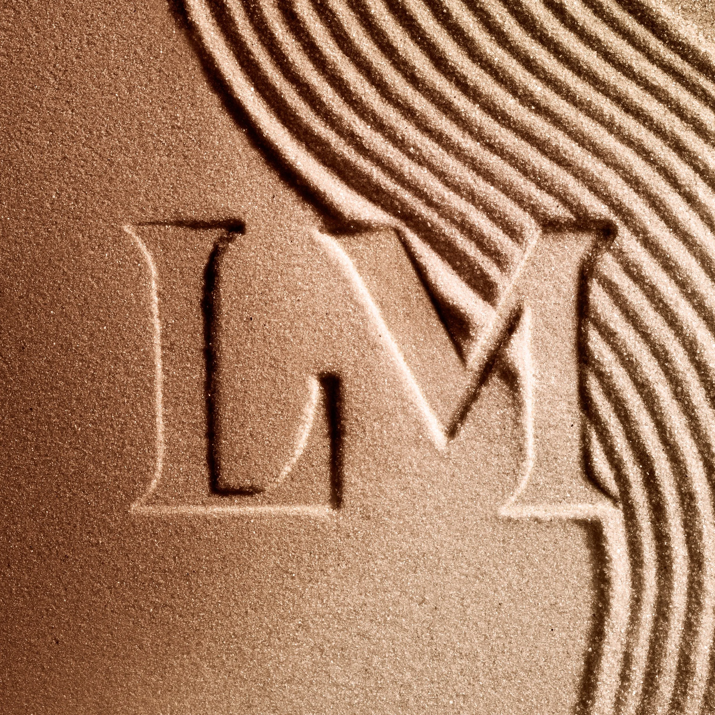 LM_1H25_BRCI_STYLIZED_TEXTURE_ALL_3000X3000.jpg