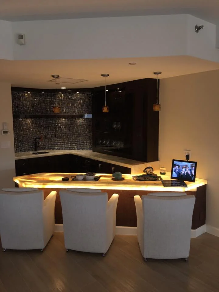 Bar2.jpg