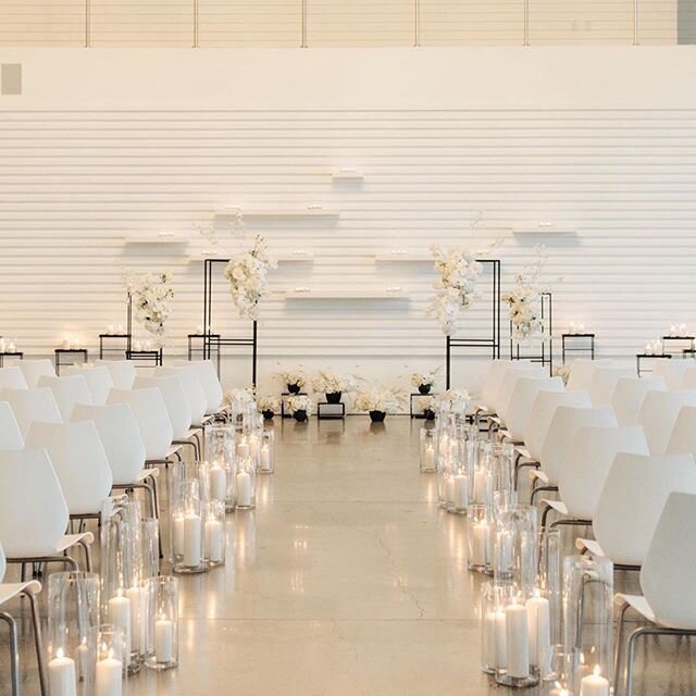 You can never have too many candles. Am I right? #Repost @ohmissyevents
・・・
I know it&rsquo;s not easy, but try and look forward to walking down your future dream ceremony during these unusual times! I feel for all of the 2020 couples whose weddings 