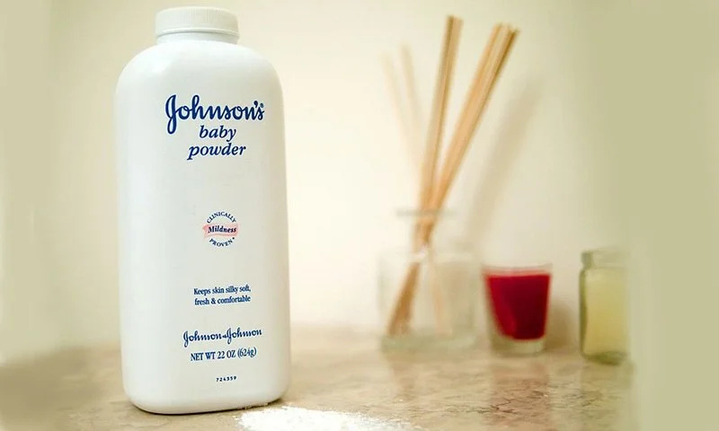 Johnson-Johnson baby powder.jpg
