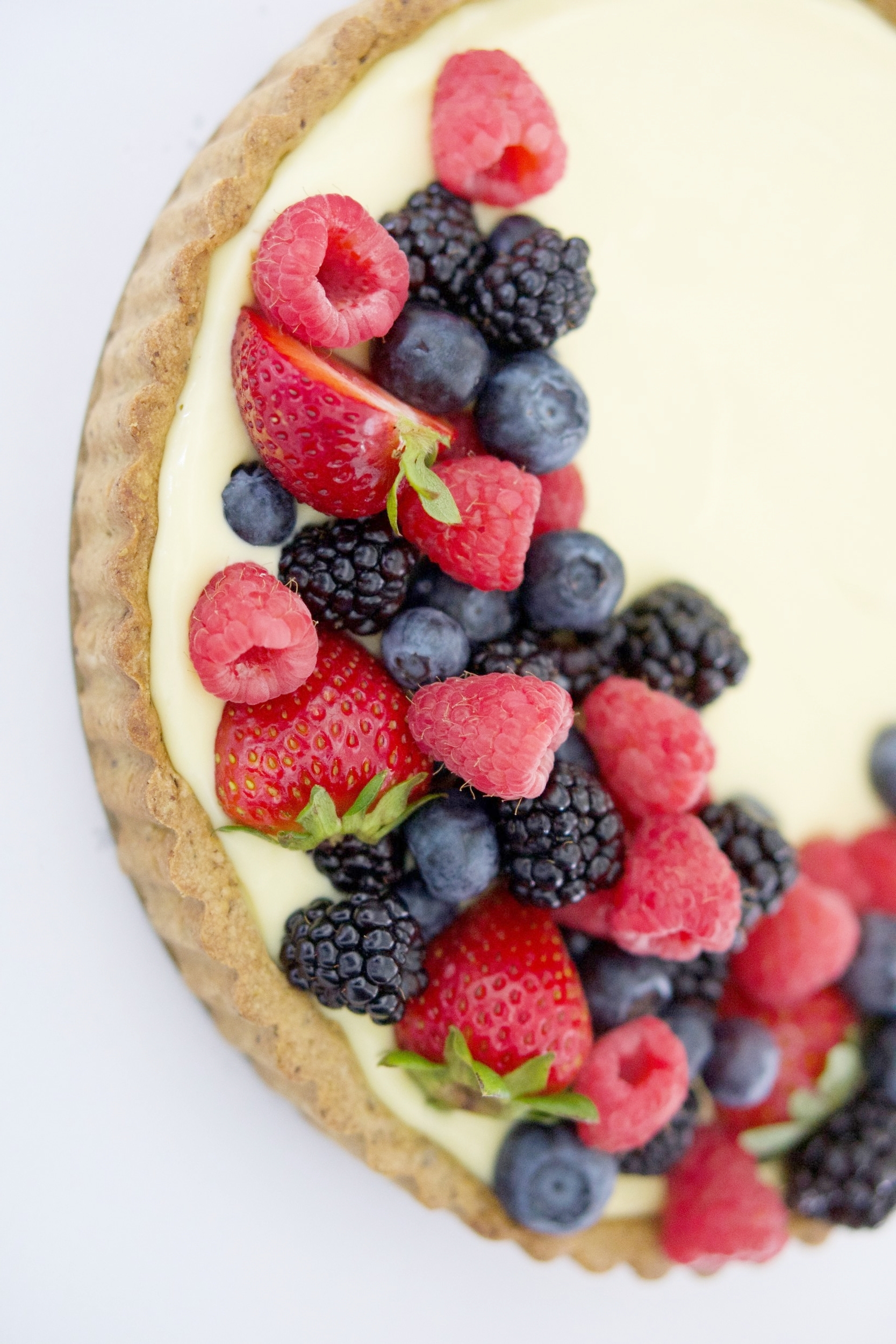Mixed Berry Tart with Pistachio Crust