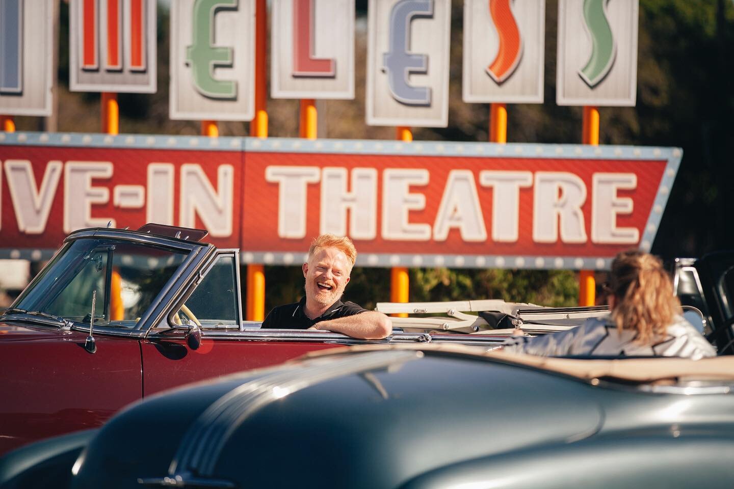 Tonight @jessetyler is driving in with @kellyclarkson on @kellyclarksonshow to discuss all things #FoodBetweenFriends. You won&rsquo;t want to miss it!