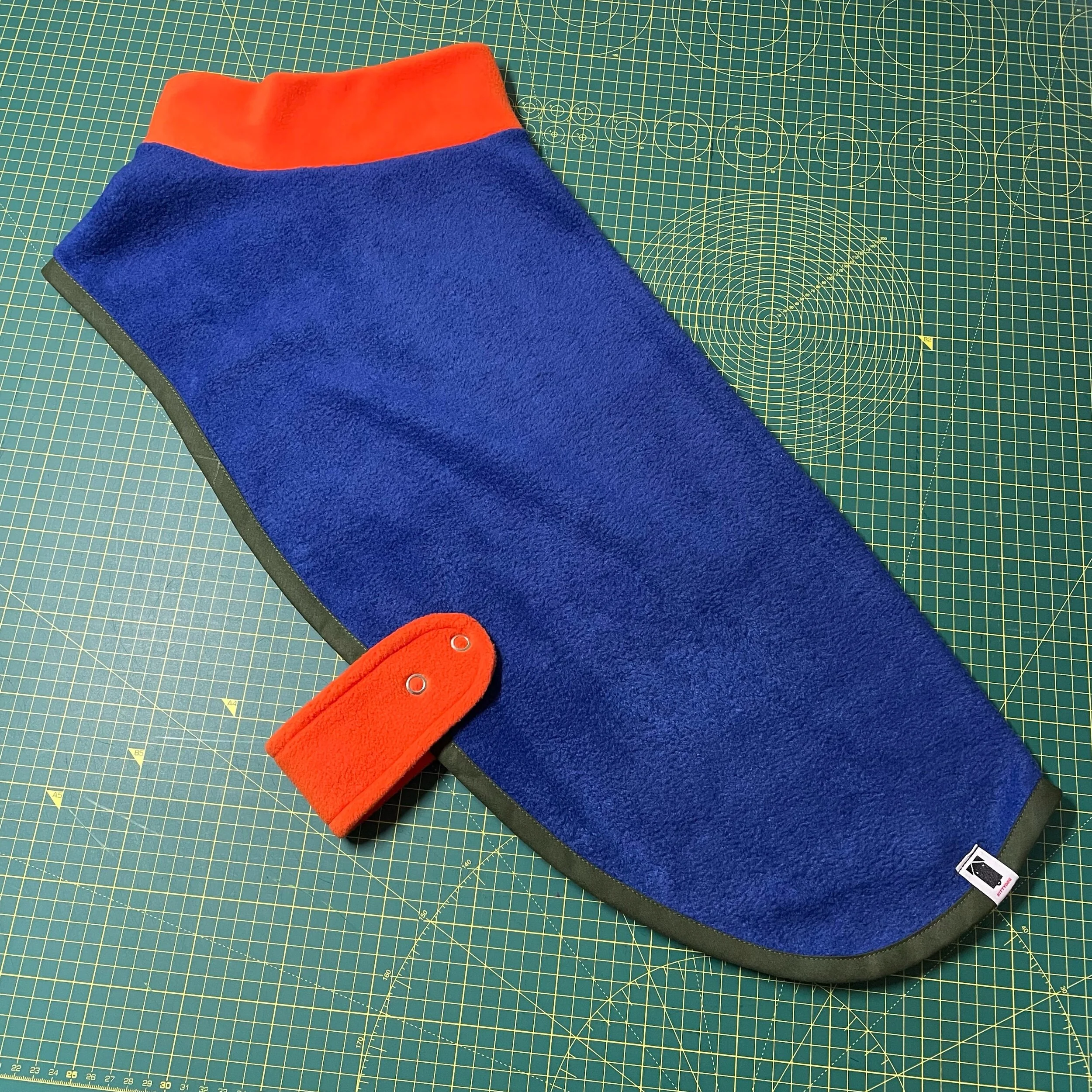 609C4C9C-E0D0-477E-9884-86F836FBF9DC