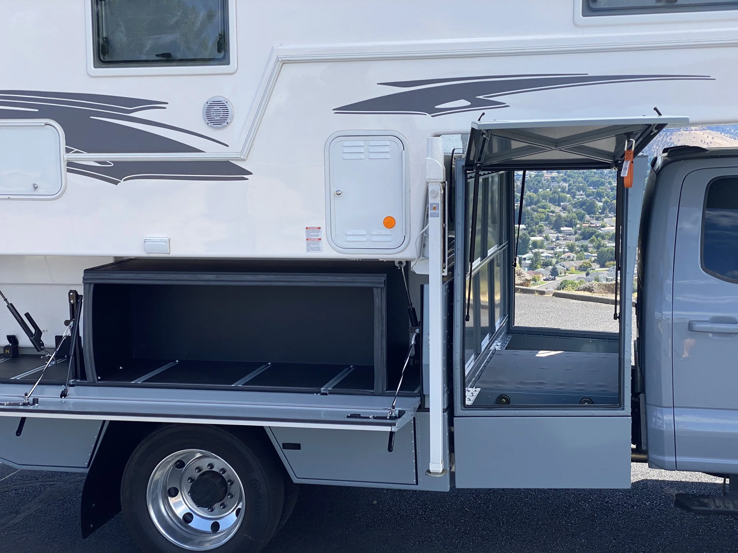 SherpTek hide box with camper