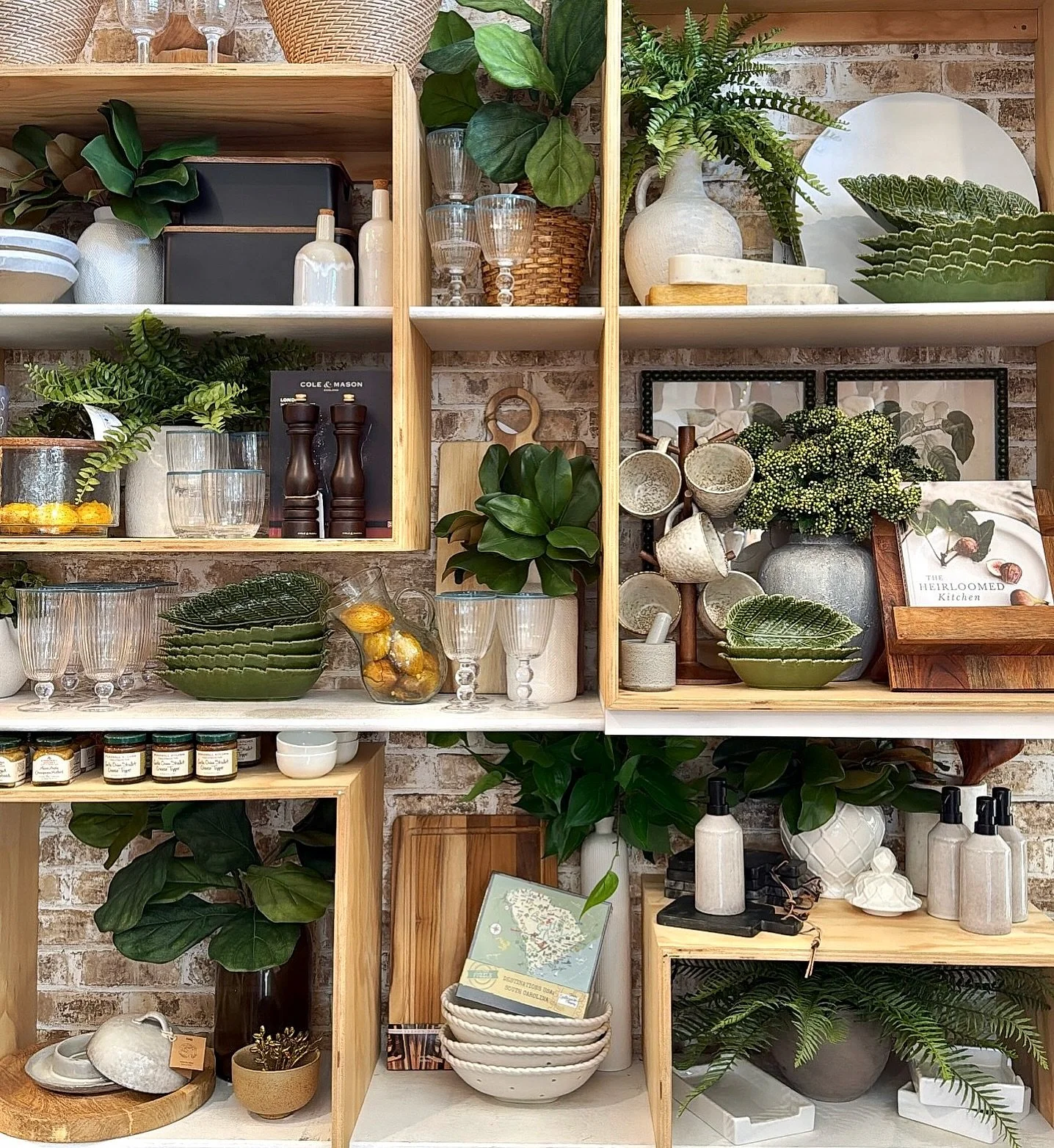 We&rsquo;re closing out 2025 with a short day. Come shop with us until 3pm! 

[ We will be closed New Year&rsquo;s Day. ]