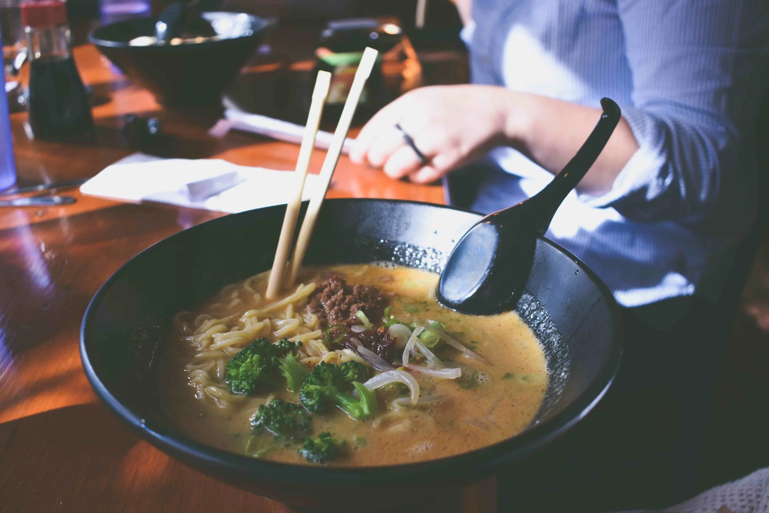 Muto Bowl with People Matte.jpg