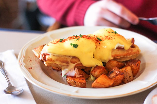 Mount Bakery Cafe Downtown