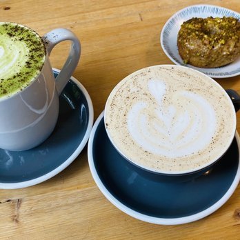 11th Hour Tea and Coffee Bar 