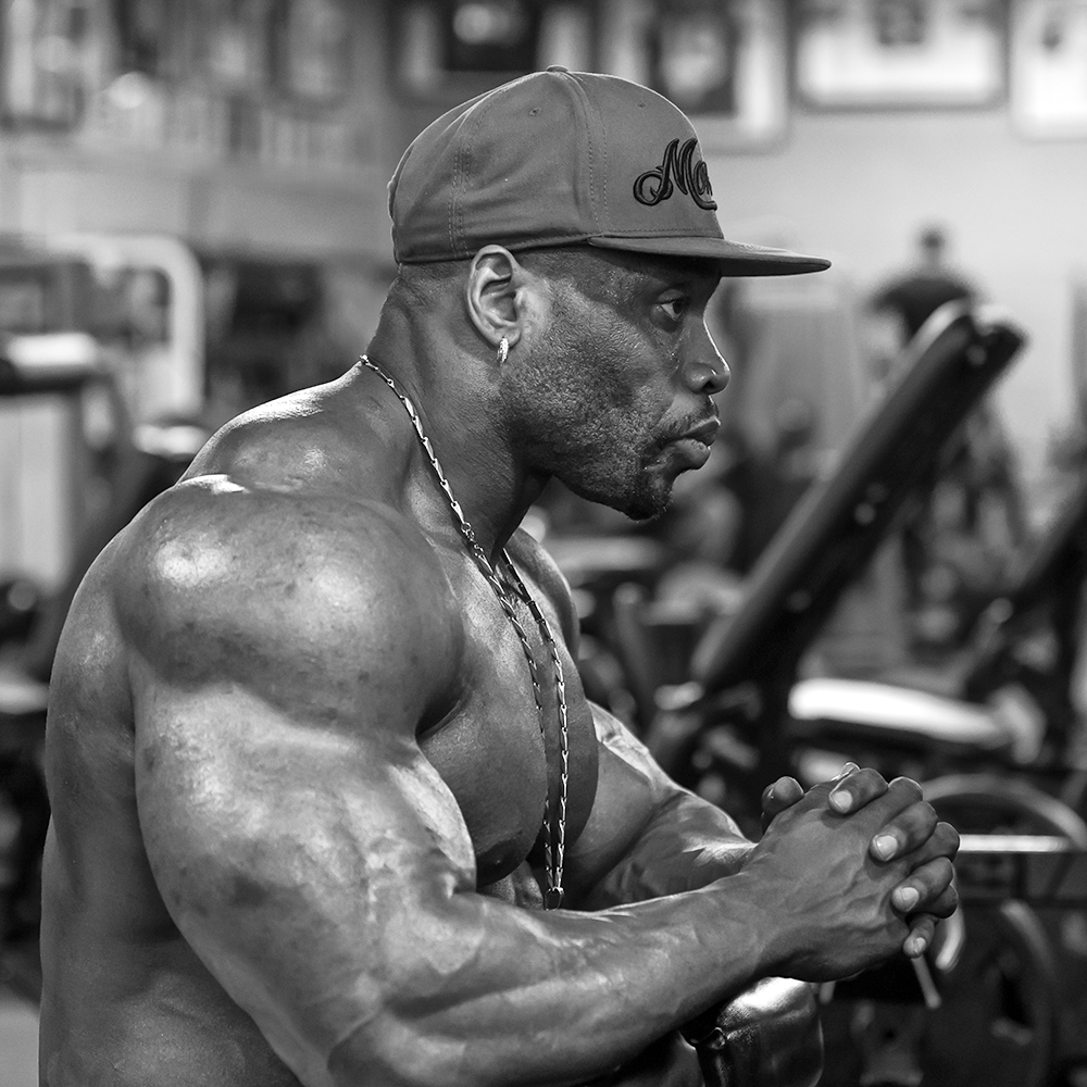 pro-fitness-photos-bodybuilding-photoshoot.png