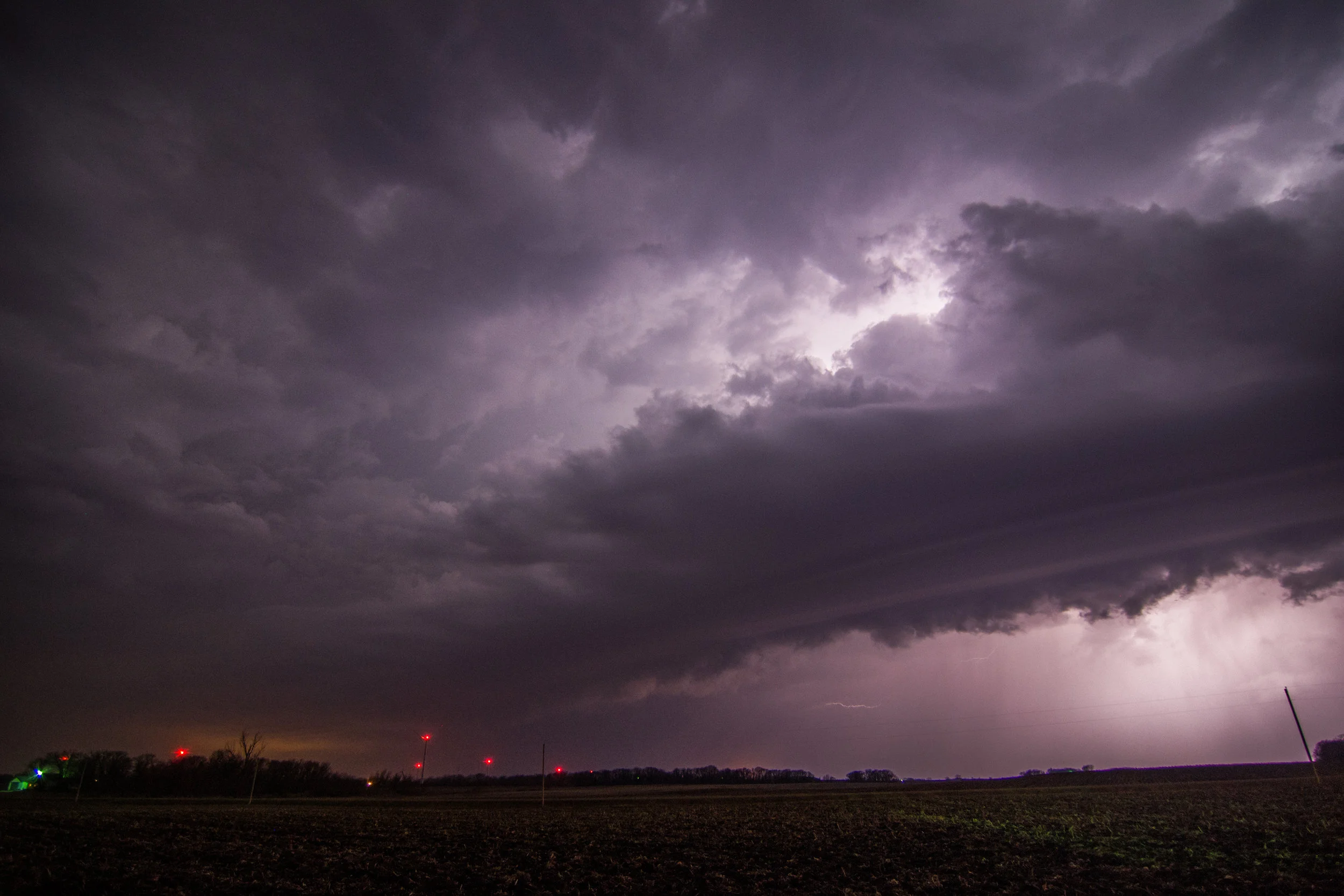 APRIL 1ST MINNESOTA & IOWA: FIRST CHASE OF THE YEAR