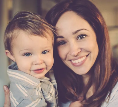 celebritybabyscoop.com Autumn Reeser: Motherhood “Beautifully Broke Me”