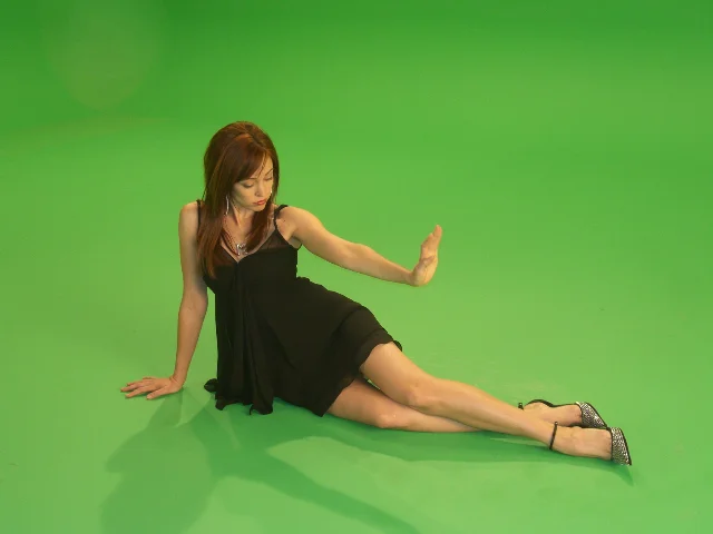 How much do you love my sparkly shoes here??? I did, too—until I had to stand up in them—painful!!