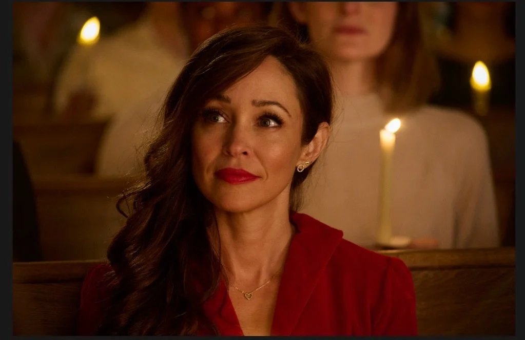 &hearts;️ Thank you, @usweekly @tvinsider &amp; @forbes for the holiday love! It&rsquo;s nice to have our work appreciated:) 

🎄Good job, Team Christmas!
@hallmarkchannel 
@officiallyniallmatter 
@ninaweinmanswift 
@jonathanwrightdirector 
@muse_ent