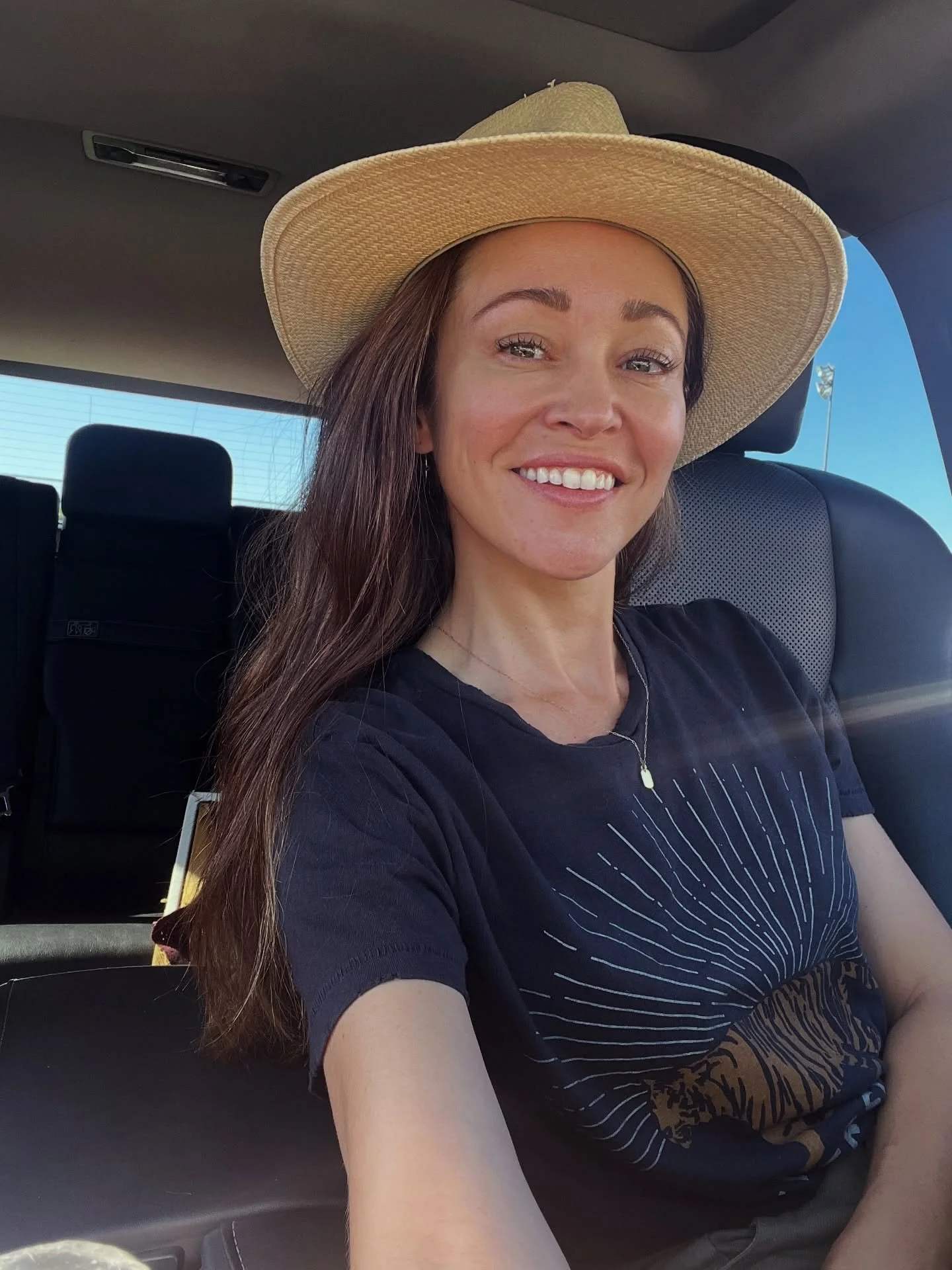 💖 Art // Heart 

Life + love w my kiddos this month. I&rsquo;m so proud of the way they&rsquo;re stepping more and more into their full expression. It&rsquo;s so cool to witness.

And while I&rsquo;ve been expanding more into the expression of my te