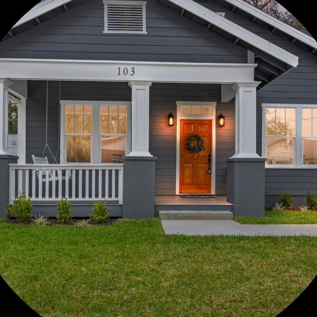 BRAND NEW CONSTRUCTION! This bungalow may look historic, but it&rsquo;s a brand new 3/2 home in the heart of #seminoleheights. It&rsquo;s just a few blocks away from all the happening restaurants, shops, etc. Weighing in just over 1,700sqft, this hou