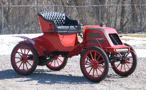 1904 Overland runabout ( www.RMauctions.com )