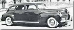 1940 Chrysler imperiaL:The integration of fender and body begins (chrysler advert circa 1940)