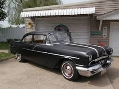 BY 1956, PONTIAC'S TIRED SILVER STREAK THEME HAD BECOME A PAIR OF CHROME SUSPENDERS. THIS CERTAINLY HELPED THE IMAGE PONTIAC HAD ACQUIRED AS BEING AN "OLD MAN'S CAR," WHICH WAS NOT A GOOD ONE TO HAVE AS GM CONSIDERS REDUCING ITS BRAND COUNT. ( www.classic-autotrader.com )