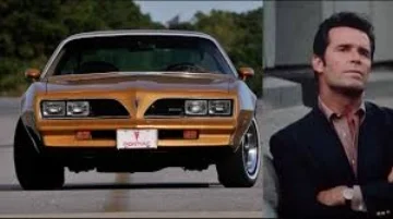SPEAKING OF THE EVERYMAN, JAMES GARNER PLAYED ONE ON TVS THE ROCKFORD FILES . GARNER WOULD HAVE BEEN COOL NO MATTER WHAT HE DROVE, BUT A 1977 FIREBIRD FORMULA SPORTING ESPRIT TRIM SURE DIDN'T HURT