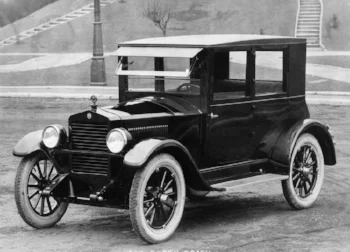 1923 Essex closed Coach (www.momentcar.com)