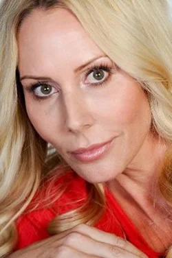 Terri Ross.jpg