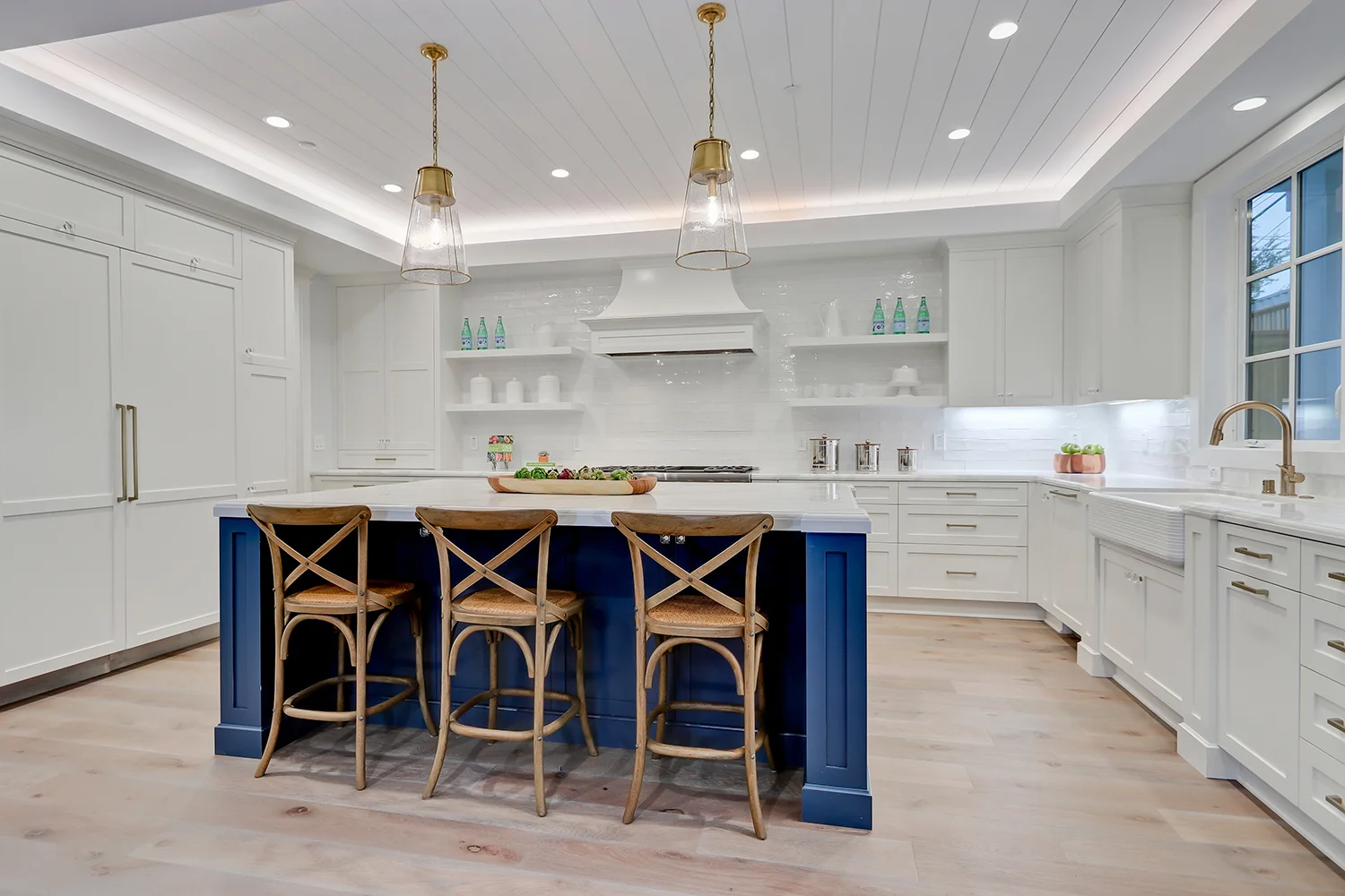 Skulick - 1716 Oak_Kitchen2.jpg