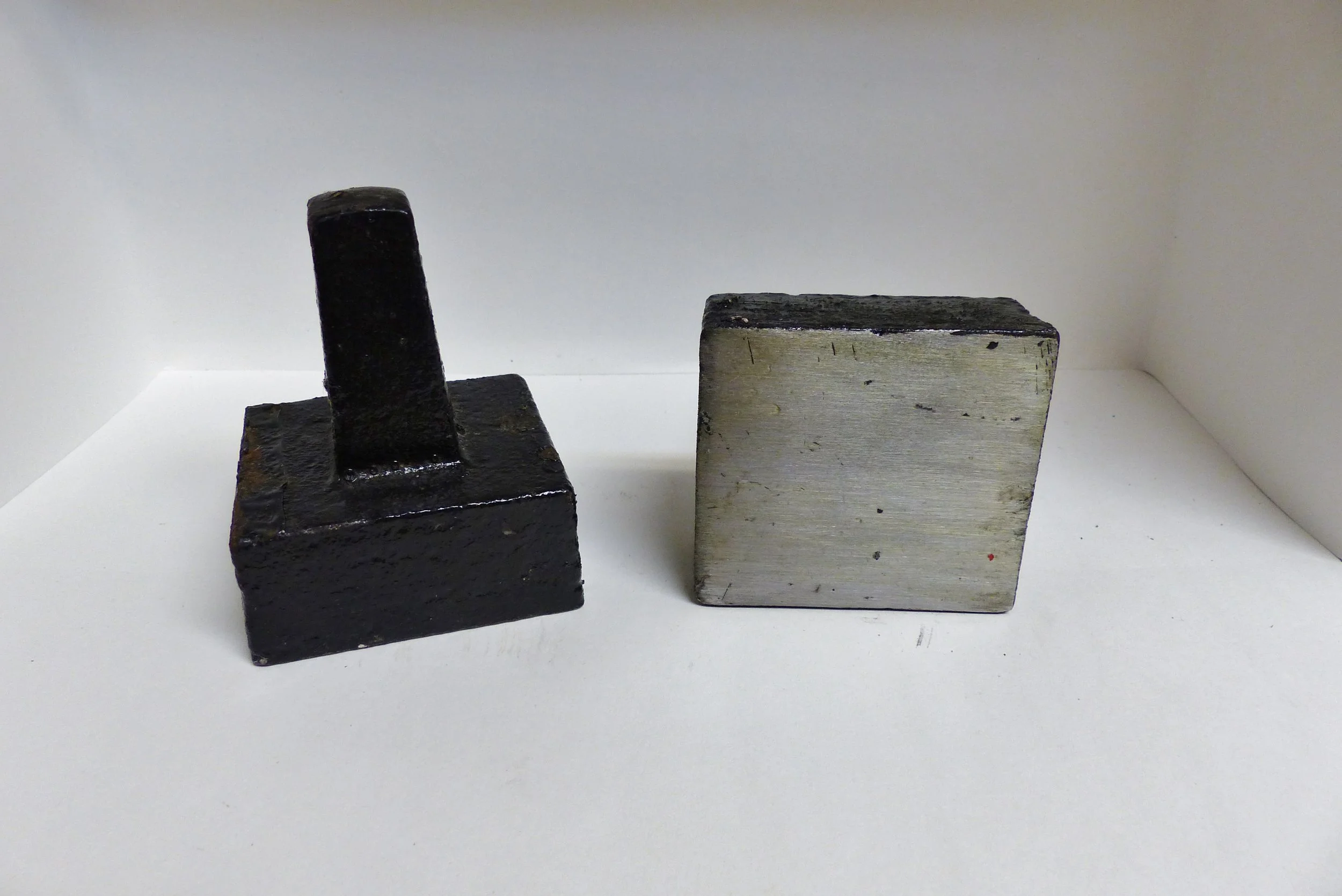 Shorter Rectangular Stake Anvil FACE: 2.5" x 2.75" THICKNESS: 1.8" TANG LENGTH: 2.25" STEM TAPER: 1" under face to 3/4" square at bottom WEIGHT: 2 lbs. PRICE: $58.00 FREE shipping anywhere in the USA! Delivered by USPS Priority Mail Toll Free Order Line: 888-737-5714