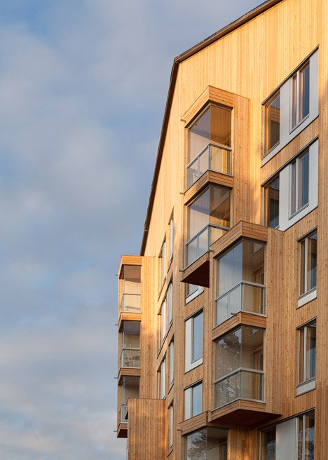   FINLAND  / Puukuokka  Winner of the prestigious Finlandia Prize for Architecture, Puukuokka was designed by Finnish studio OOPEAA for housing developer Lakea Oy. According to architect and studio founder Anssi Lassila, it is the tallest wooden apar